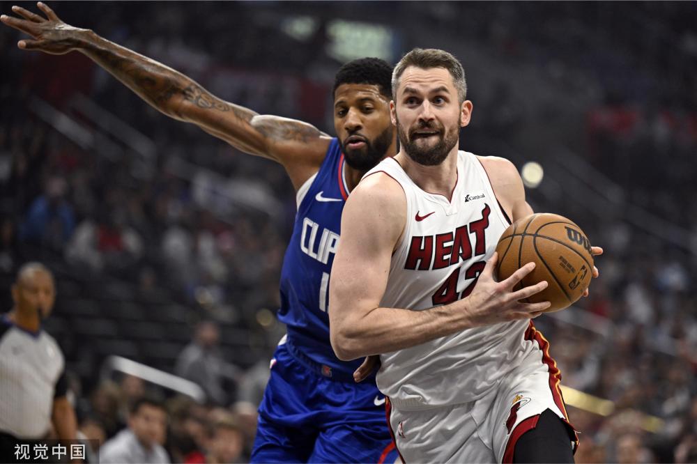 凭借坚实的 凭借坚实的